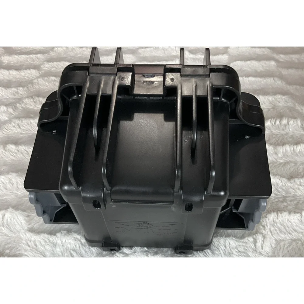 Invicta Authentic Racing Single Slot Hard Case Lock Watch Box New Without Box